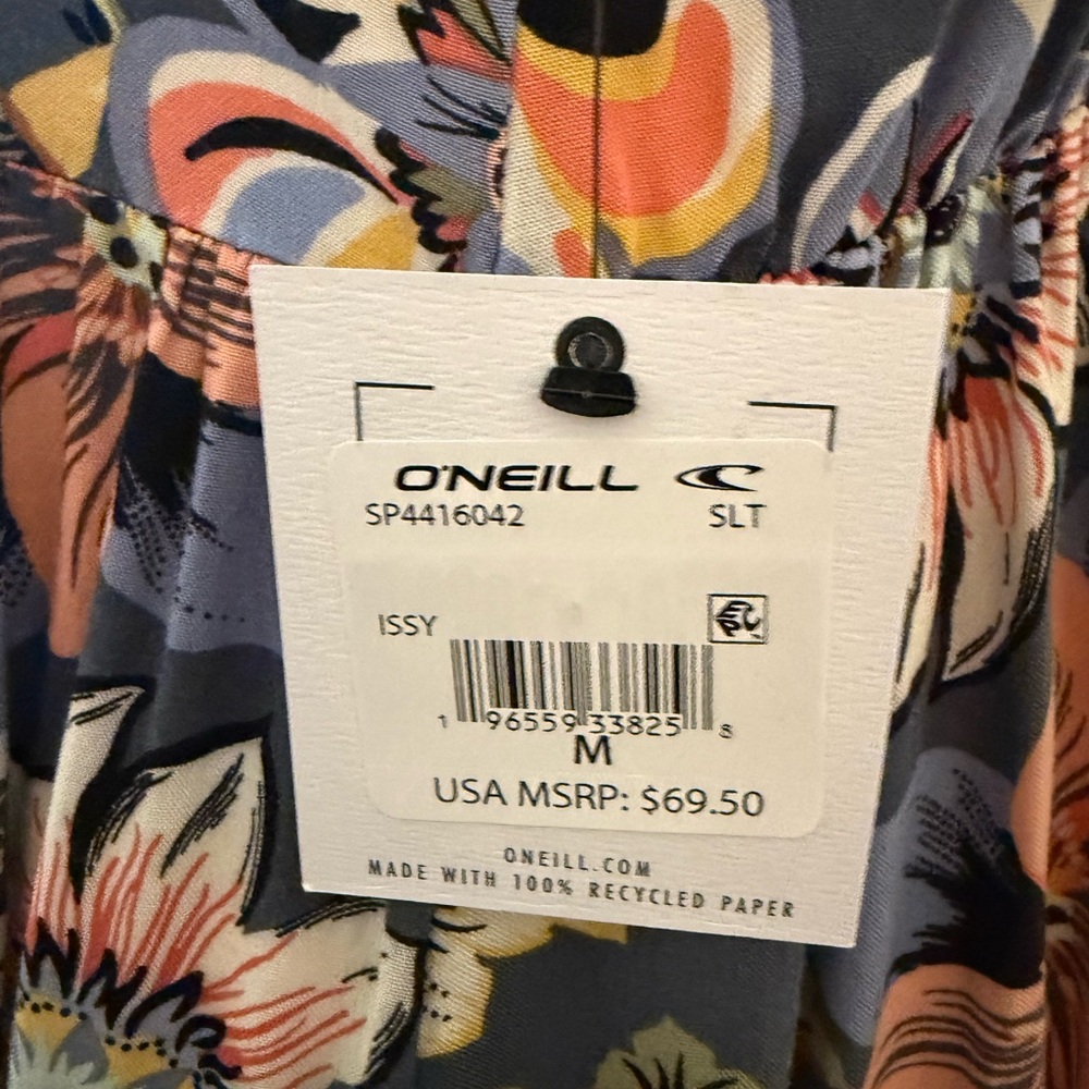 ONeill Dress - Picture 2 of 4